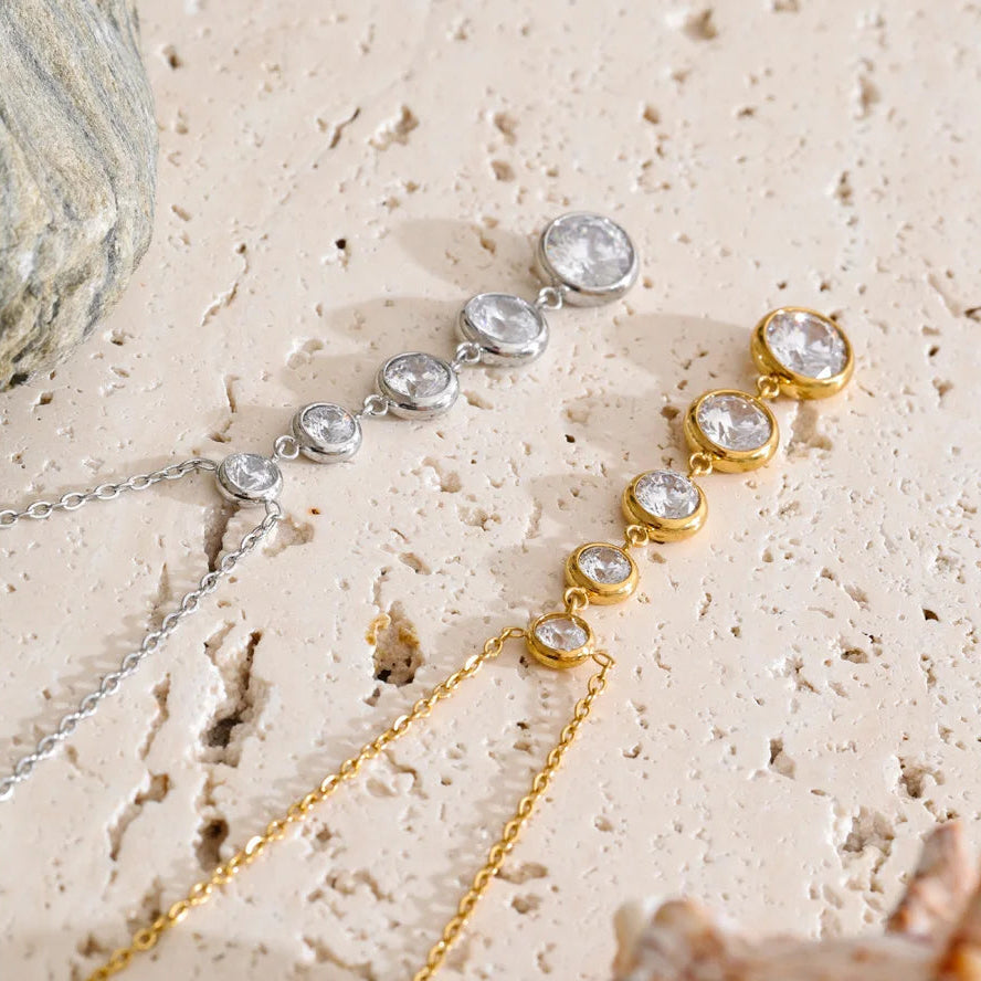 Lumière Cascade Necklace