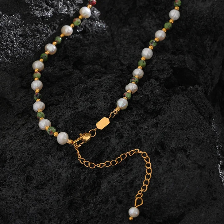 Extra Abundance - Green Jasper and Pearls Necklace
