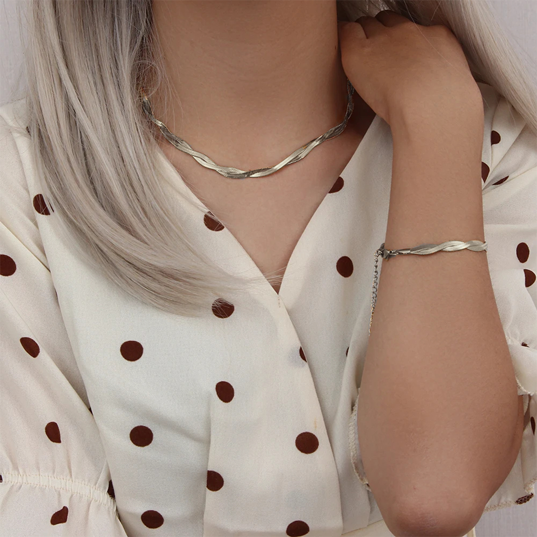 Unity - 18k Necklace and Bracelet Set Double Layer Twisted